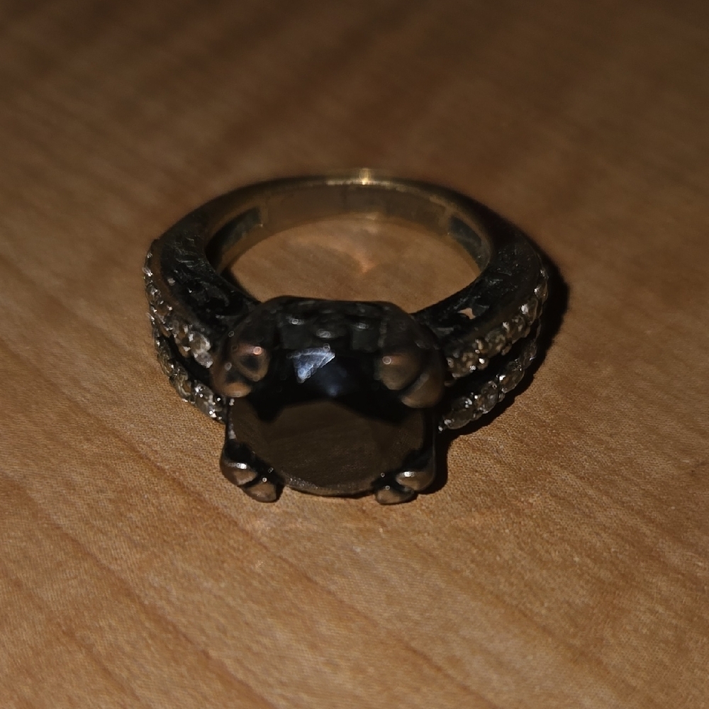 Elegant Black Stone Ring